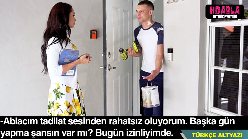 Fotoğraf çekmek üzereyken annem tarafından yakalanmam söz konusu oldu.