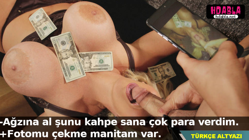 Sadece ben ve annem var.