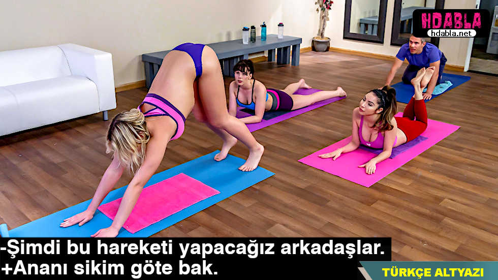 Babam eve gelmeden önce hızlıca vakit bulup, üvey annemle yakınlaşma yaşadım.