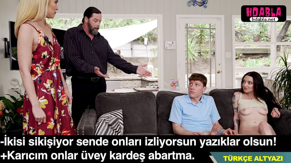 Sarı saçlı anneme yardım ettim.