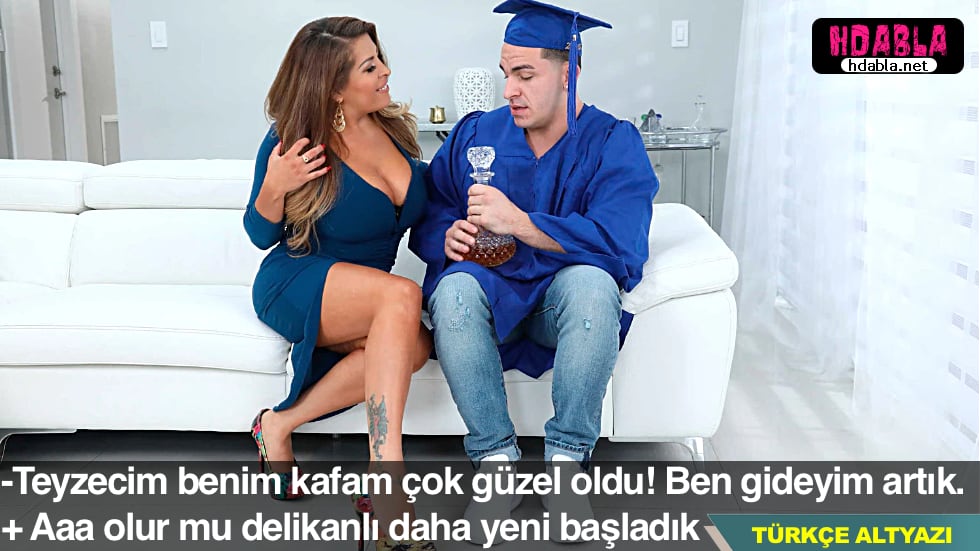 Üvey annemle bilardo derslerine başladık.