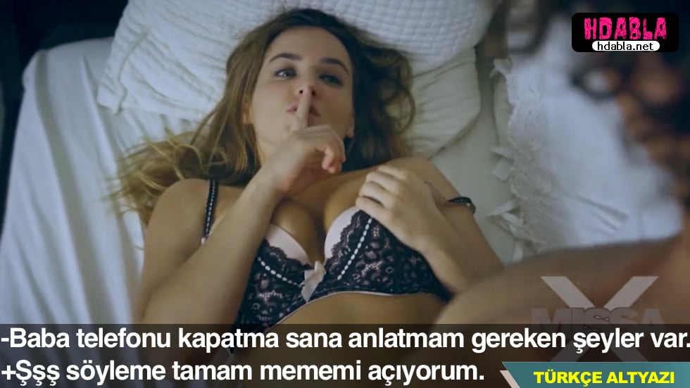 Annemi duşta izlerken yakalandım.