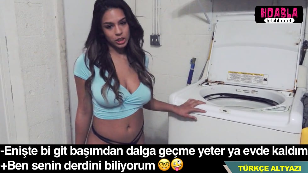 Küçük kız kardeşimi sevgilisiyle ilişkisini sona erdirdim.