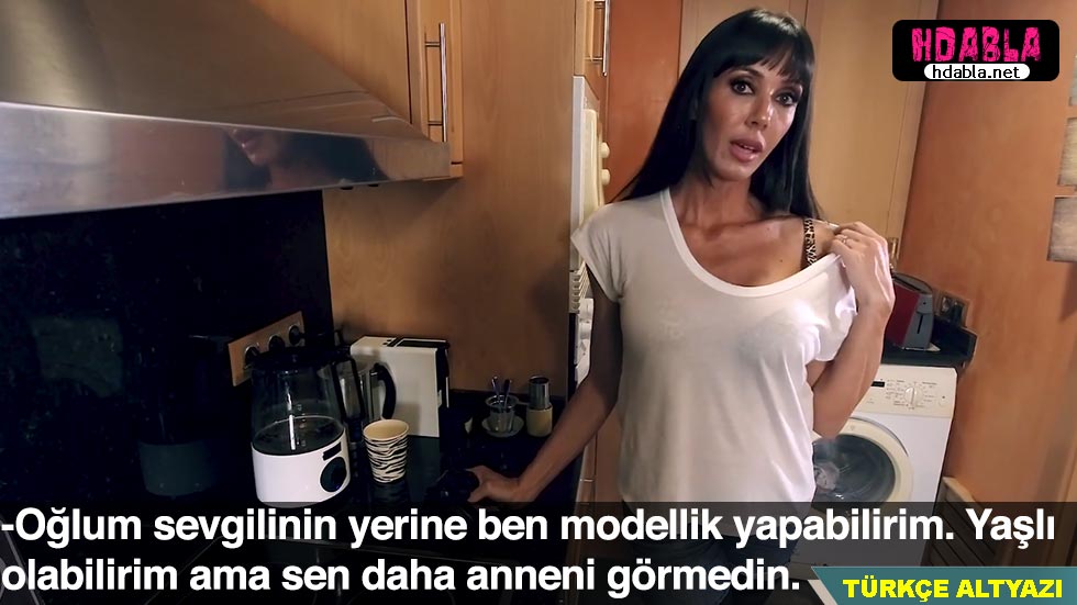 Ablam yokken, türbanlı yengemi ziyaret ettim.