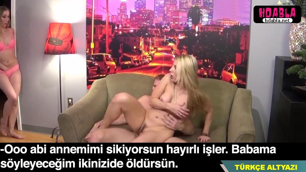 Eve dönen küçük baldıza baktım